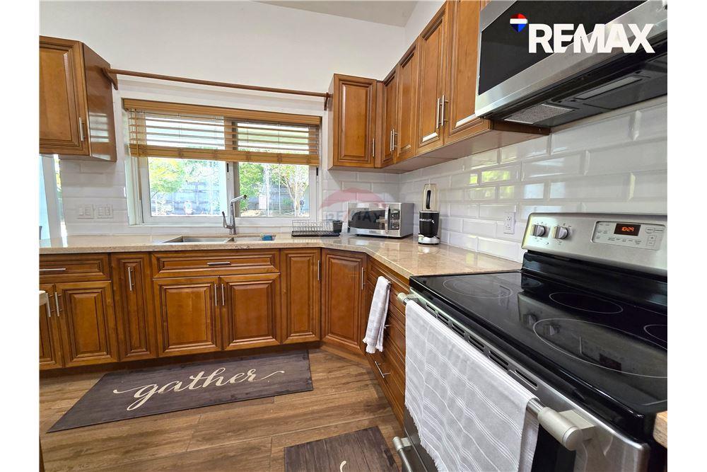 Residential - Multi-Family - León, León, Nicaragua - Caribbean & Central Ameri - 25 - 90119010-74