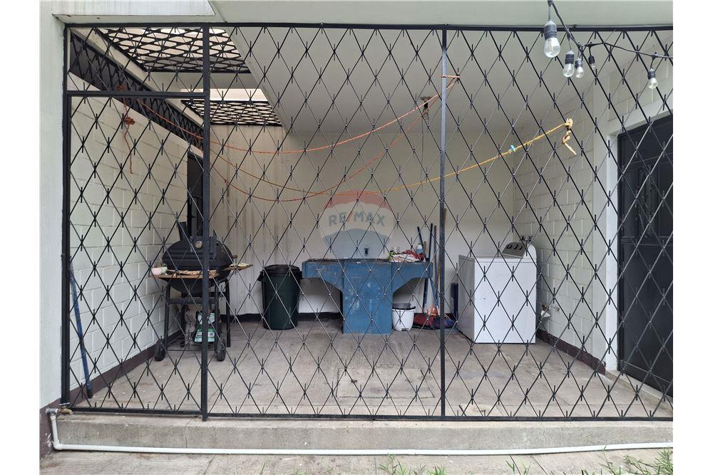 Villa - For Sale - Zona 7, Guatemala, Guatemala - 11 - 902091021-10