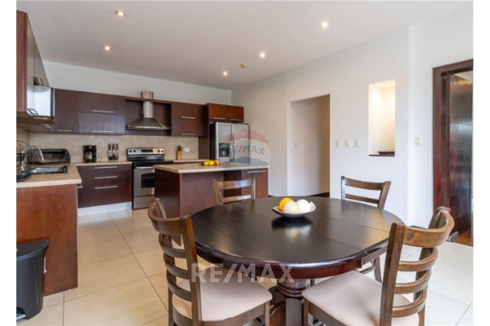 Condo/Apartment - For Sale - Zona 14, Guatemala, Guatemala - 5 - 902611001-47