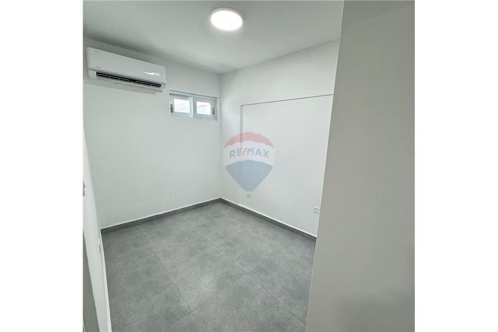 Bedrijfsmatig / Detailhandel - Te Koop - Santurce, San Juan, Puerto Rico - 2 - 90102068-7