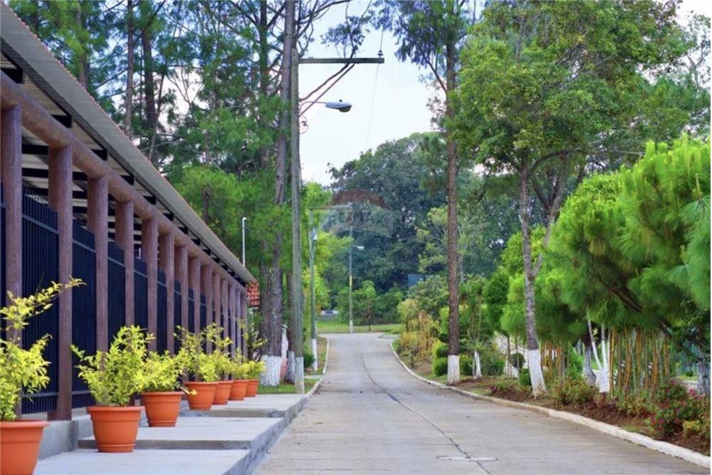 Land - For Sale - San Raimundo, Guatemala, Guatemala - 1 - 902691016-8