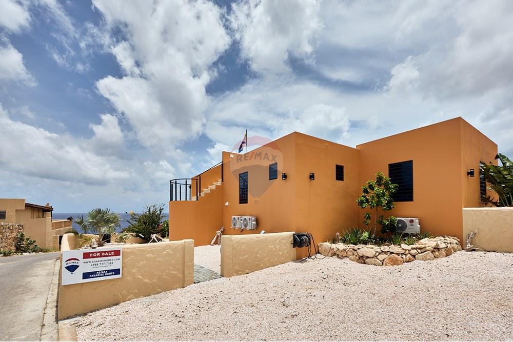 Villa - For Sale - Sabadeco, Bonaire, Bonaire - exterior c.jpg - 900171001-814
