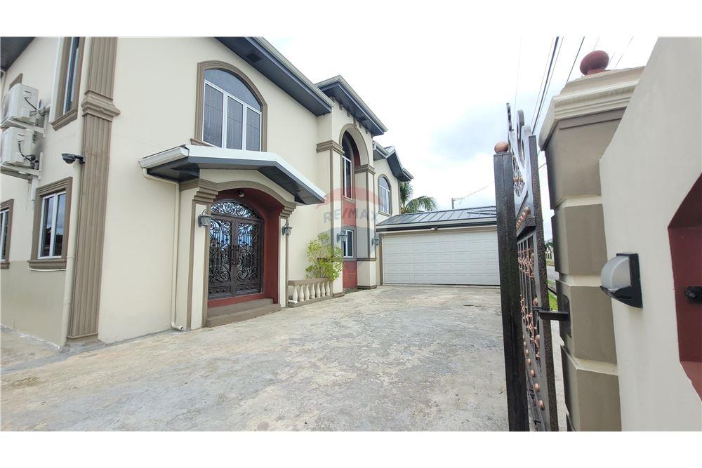 Villa - Te Koop - Chaguanas, Caroni, Trinidad and Tobago - 9 - 90155069-171