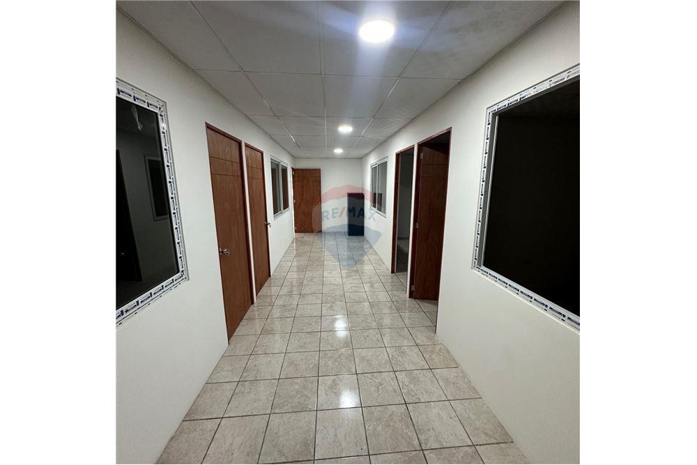 Bedrijfsmatig / Detailhandel - Te Koop - Zona 13, Guatemala, Guatemala - 4 - 902651004-2