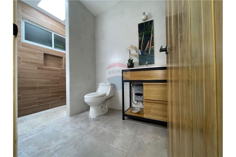 Résidentiel - Maison / Villa - Jaco - Jaco, Puntarenas- Garabito, Costa Rica - Caribbean & Central Ameri - 17 - 90168011-783