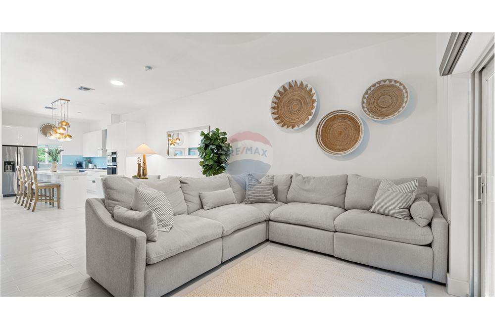 Condo/Apartment - For Sale - South Sound, South Sound, Cayman Islands - 11 - 90146018-314