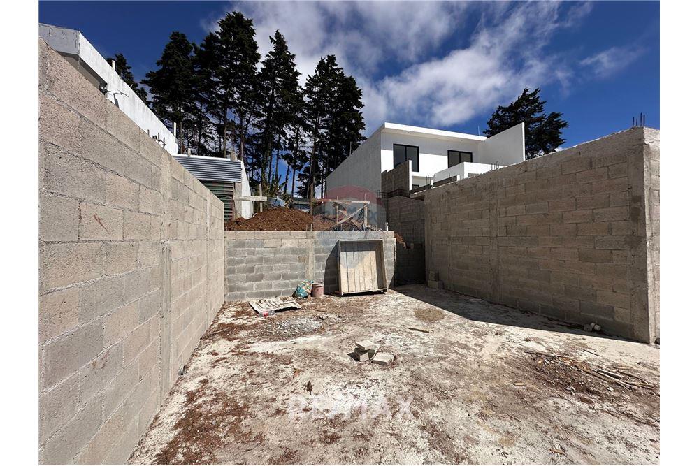 Villa - Venta - Fraijanes, Guatemala, Guatemala - 3 - 902611006-11