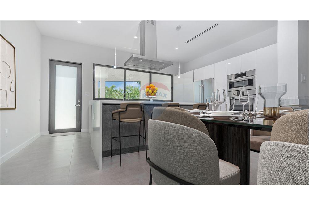 Appartement - Te Koop - W Bay North East, West Bay, Cayman Islands - 6 - 90146058-9