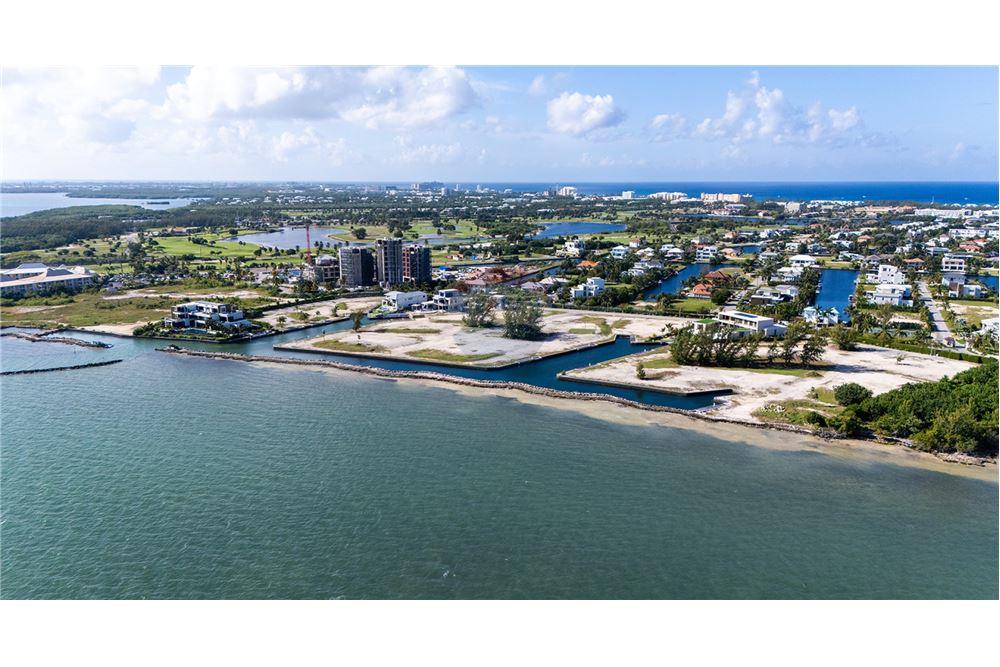 Commercial - Land - W Bay Bch North, West Bay, Cayman Islands - Caribbean & Central Ameri - 2 - 90146001-238