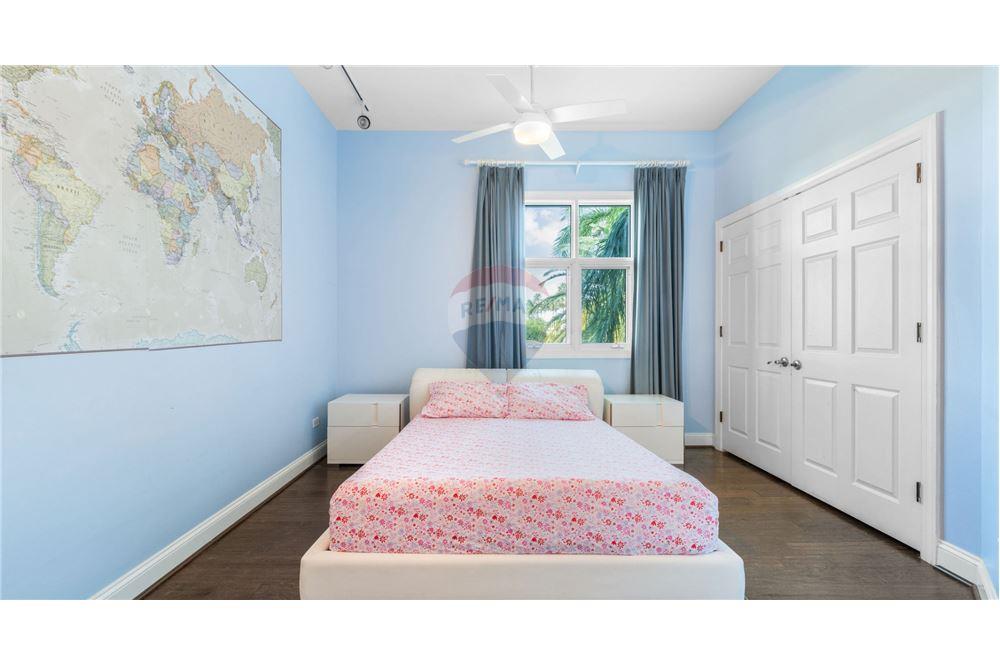 Condo/Apartment - For Sale - W Bay Bch South, Seven Mile, Cayman Islands - 51 - 90146034-175