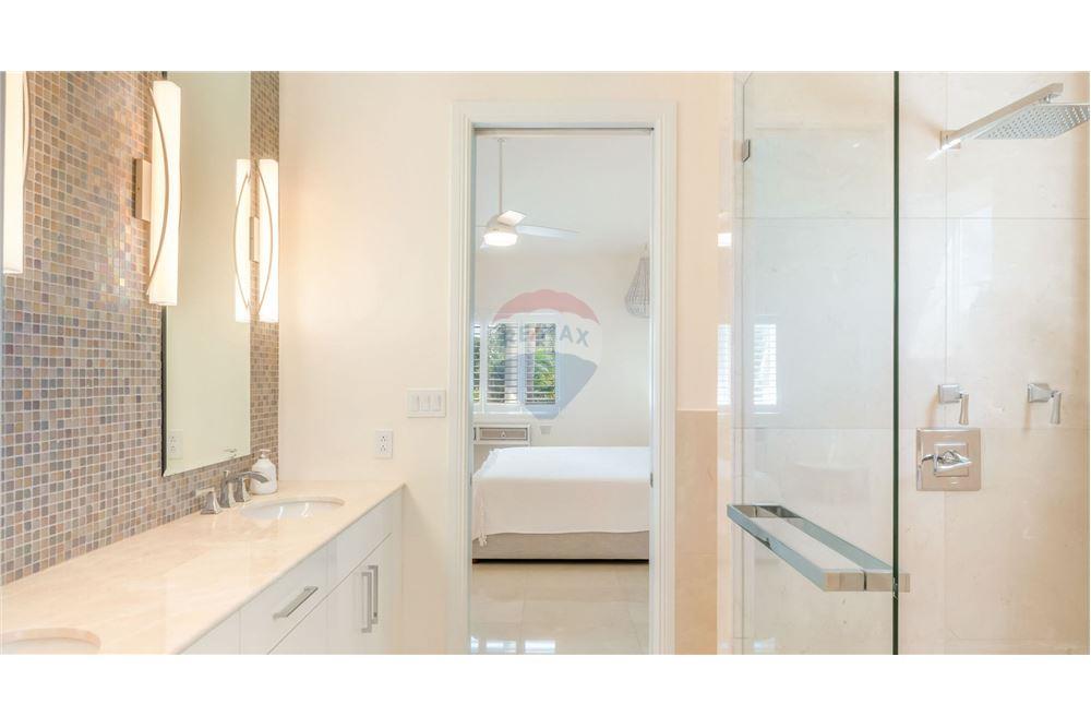 Villa - Venta - W Bay Bch North, West Bay, Islas Caimán - 27 - 90146034-171