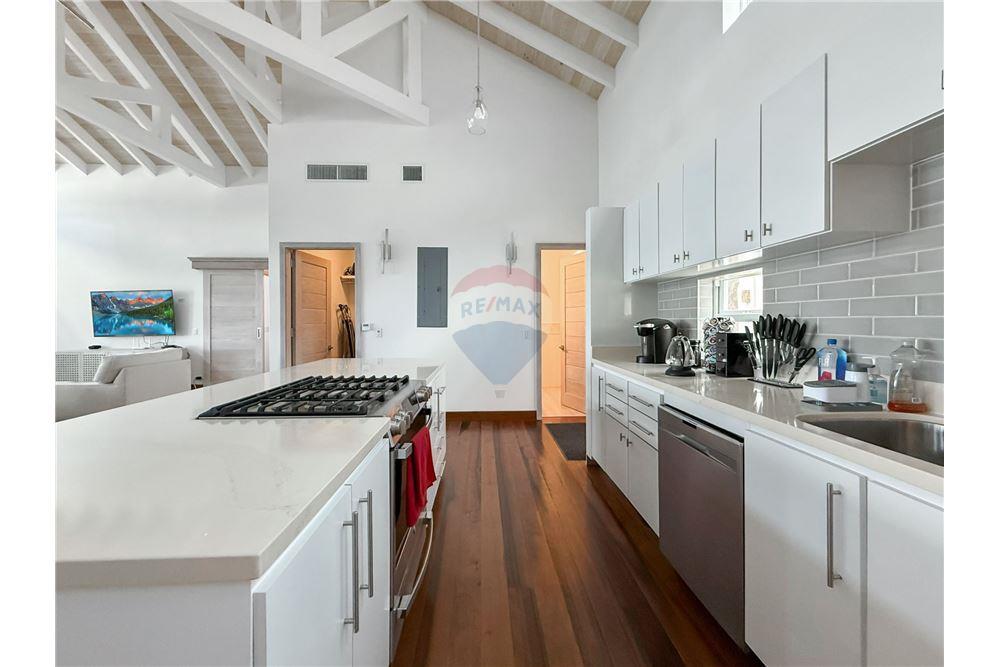 Villa - Te Koop - Georges North Side, Tortola North Central, British Virgin Islands - 9 - 90134005-304