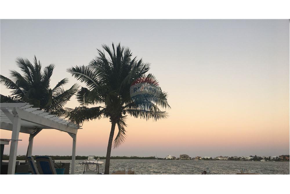 Condo/Apartment - For Sale - W Bay Bch North, West Bay, Cayman Islands - 1 - 90146004-160