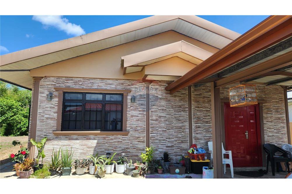 Villa - Te Koop - Arima, Arima, Trinidad and Tobago - 1 - 902551001-9
