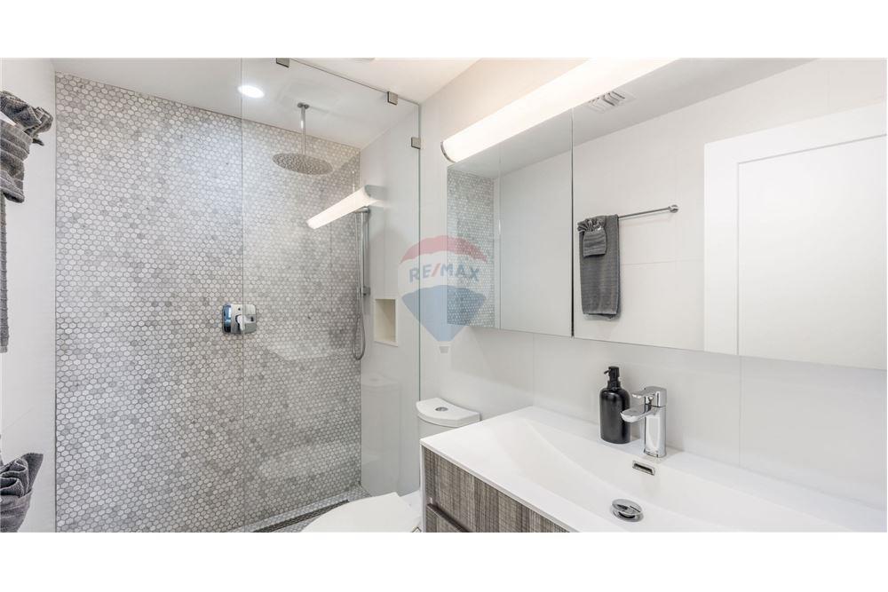 Condo/Apartment - For Sale - W Bay Bch South, Seven Mile, Cayman Islands - 29 - 90146034-181