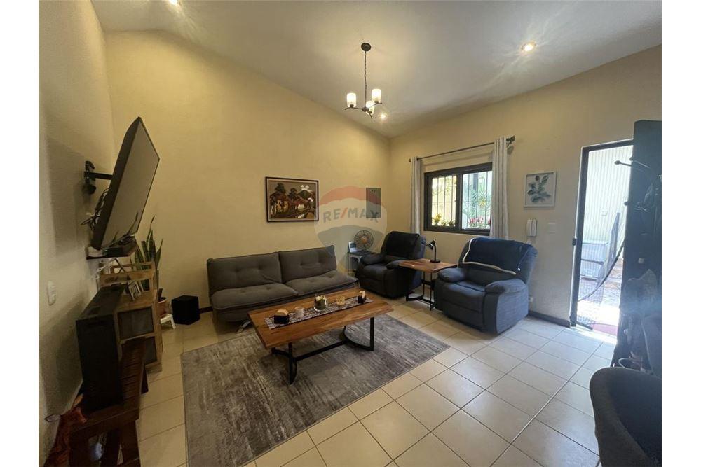 Villa - Venta - Alotenango, Sacatepéquez, Guatemala - 1 - 90129008-148