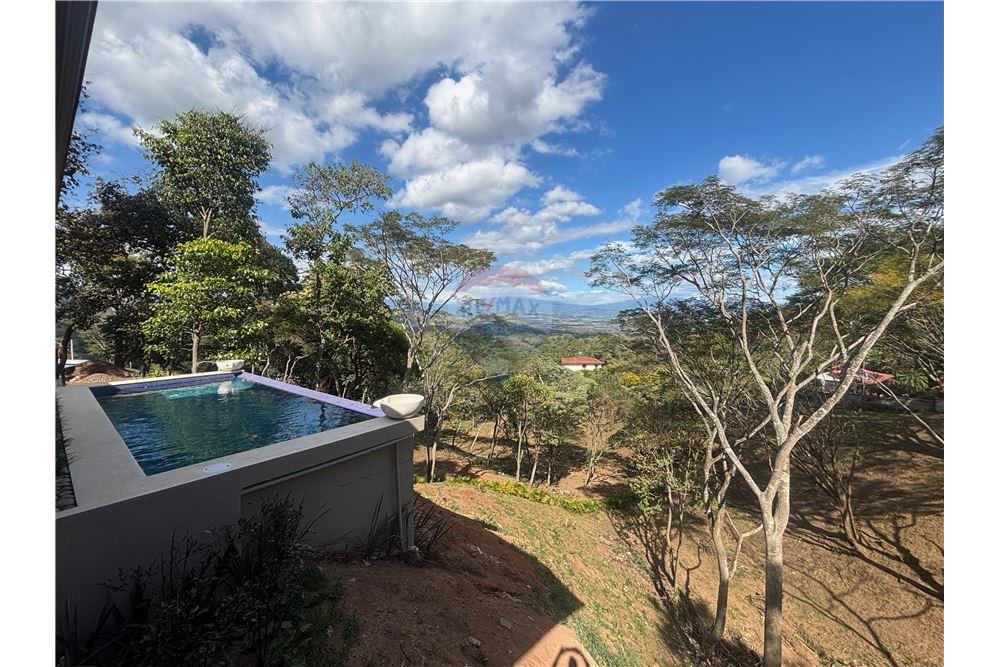 Residenziale - Villa - Atenas, Alajuela- Atenas, Costa Rica - Caribbean & Central Ameri - 8 - 90128002-1004