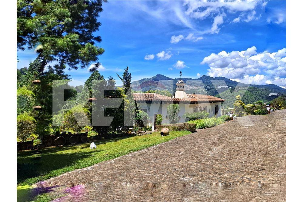 Villa - Te Koop - Guatemala City, Guatemala, Guatemala - 1 - 902091017-23
