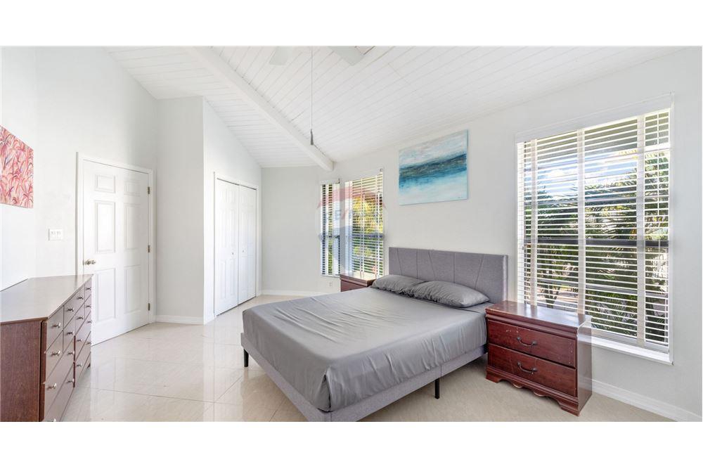 Appartement - Te Koop - South Sound, South Sound, Cayman Islands - 29 - 90146034-182