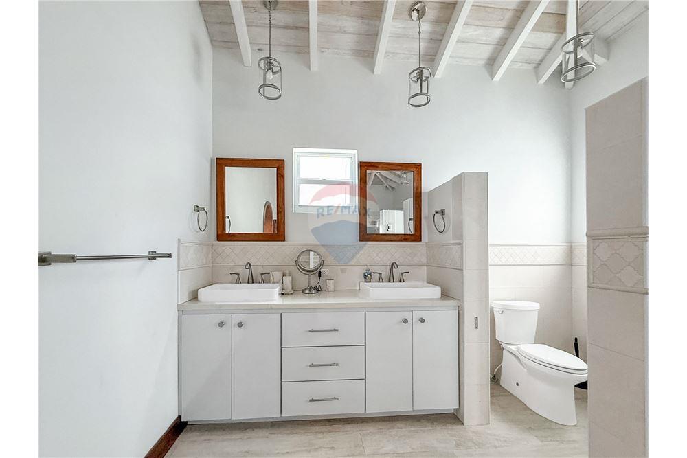 Villa - Te Koop - Georges North Side, Tortola North Central, British Virgin Islands - 16 - 90134005-304