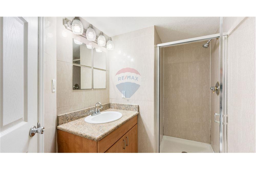 Appartement - Te Koop - South Sound, South Sound, Cayman Islands - 41 - 90146034-182