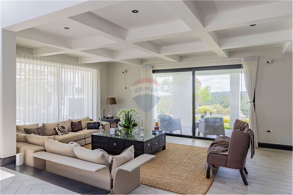 Villa - Venta - Fraijanes, Guatemala, Guatemala - 5 - 902091020-7