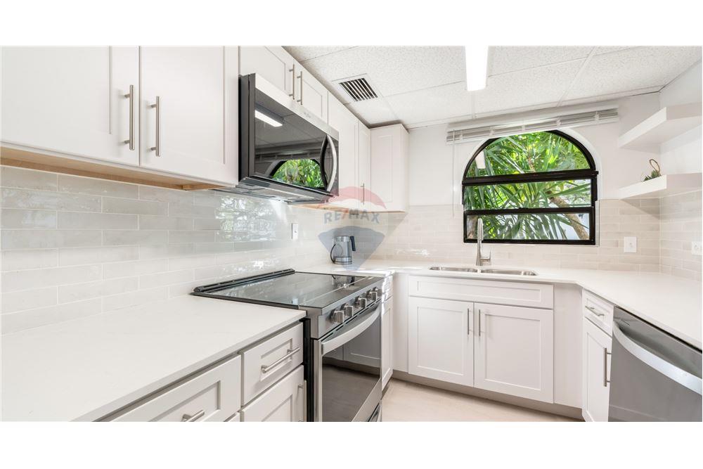 Residential - Villa - W Bay Bch North, West Bay, Cayman Islands - Caribbean & Central Ameri - 3 - 90146044-67