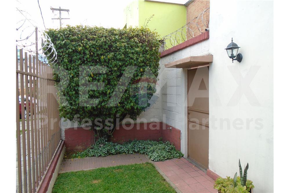 Villa - For Sale - Quetzaltenango, Quetzaltenango, Guatemala - 12 - 901011001-22
