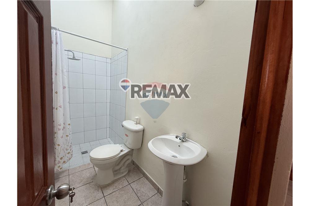 Villa - For Sale - Ilopango, San Salvador, El Salvador - 21 - 902331019-9