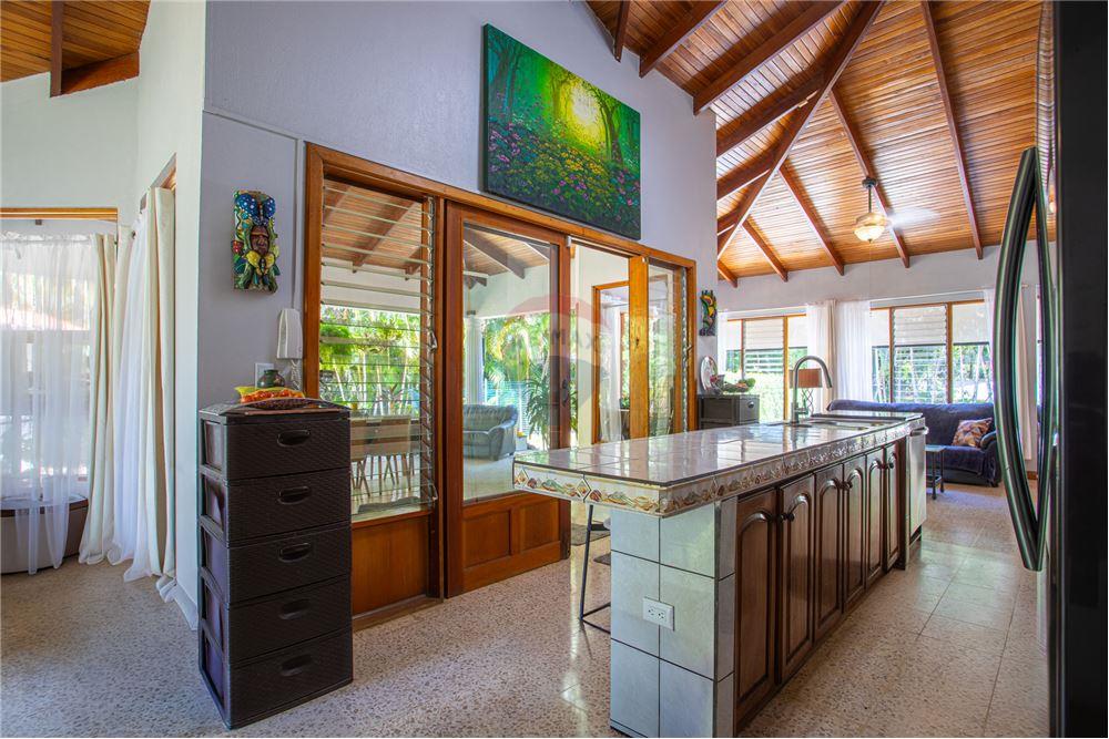 Residenziale - Villa - Atenas, Alajuela- Atenas, Costa Rica - Caribbean & Central Ameri - 10 - 90128002-1003