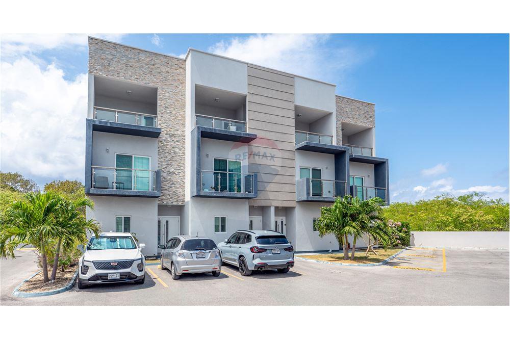 Appartement - Te Koop - W Bay North East, West Bay, Cayman Islands - 1 - 90146056-4