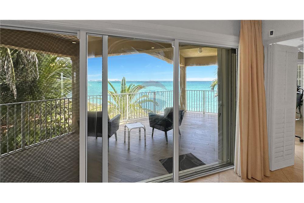 Appartement - Te Koop - W Bay Bch South, Seven Mile, Cayman Islands - 19 - 90146011-182