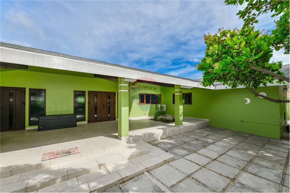 Villa - For Sale - Oranjestad, Aruba, Aruba - 2 - 90105005-509