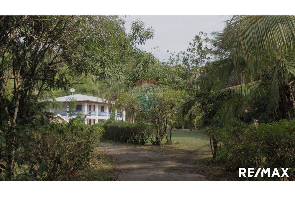 Residenziale - Casa Multifamiliare - Jaco - Playa Hermosa, Puntarenas- Garabito, Costa Rica - Caribbean & Central Ameri - 1 - 90168045-8