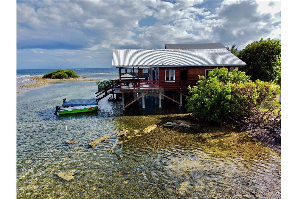 Villa - For Sale - Roatan, Bay Islands, Honduras - 9 - 90143009-236