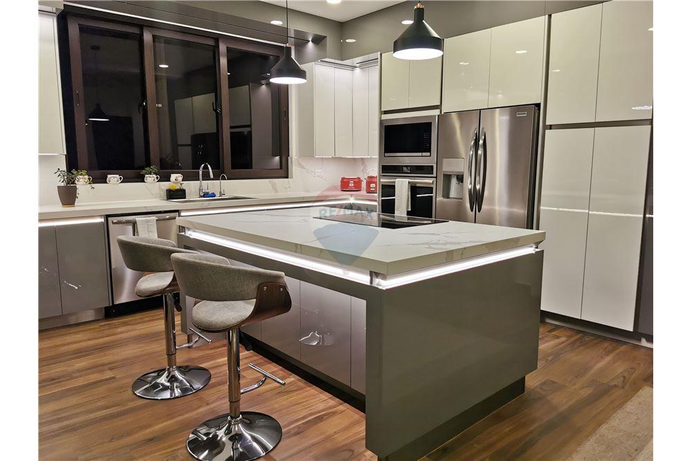 Villa - Venta - San José Pinula, Guatemala, Guatemala - 3 - 902691019-42