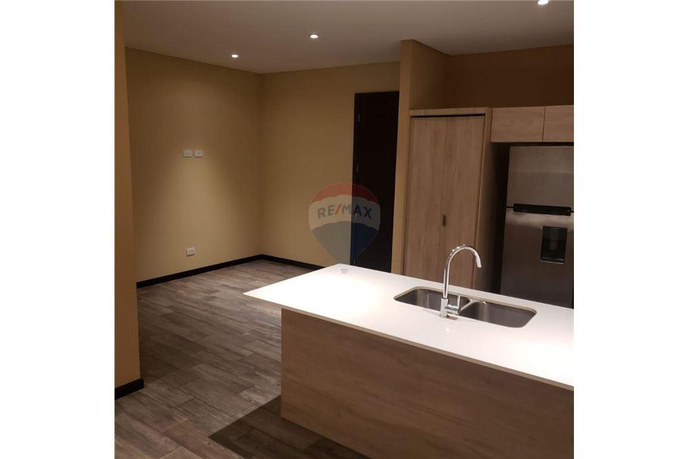 Apartamento/Condominio - Venta - Zona 16, Guatemala, Guatemala - 4 - 902611001-93