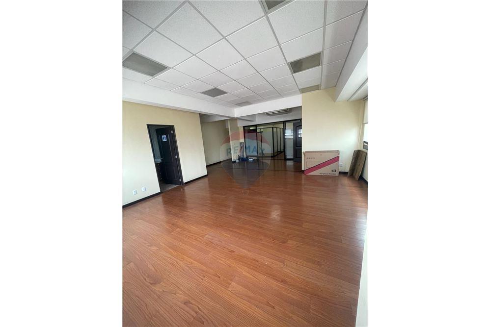 Venta de Negocio - Venta - Zona 10, Guatemala, Guatemala - 9 - 902311022-117