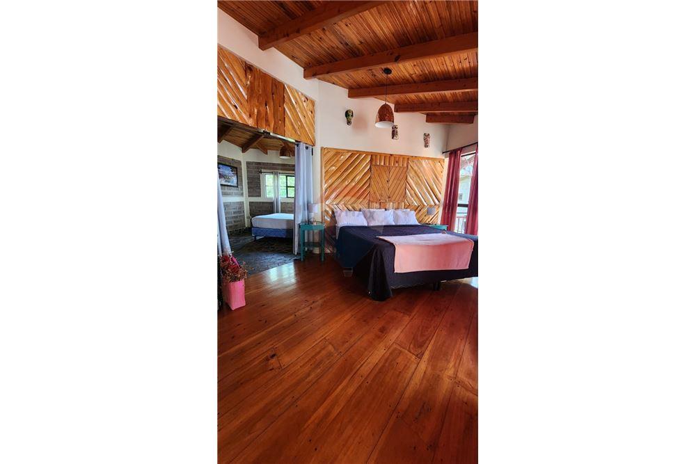 Commercial/Retail - For Sale - San Marcos La Laguna, Sololá, Guatemala - 1 - 902651004-3