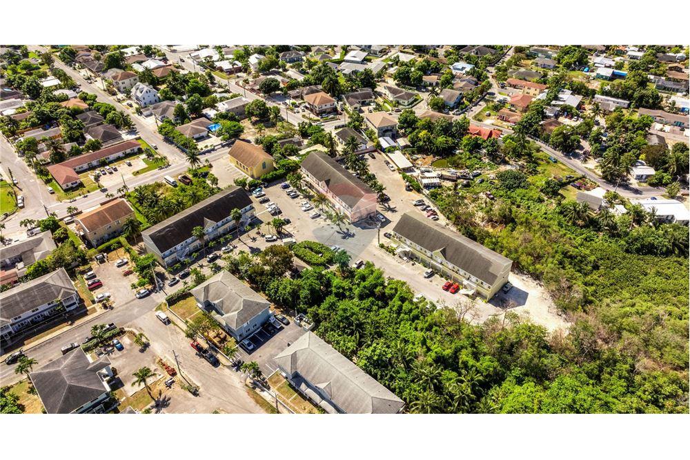 Condo/Apartment - For Sale - George Town East, George Town, Cayman Islands - 8 - 90146002-458