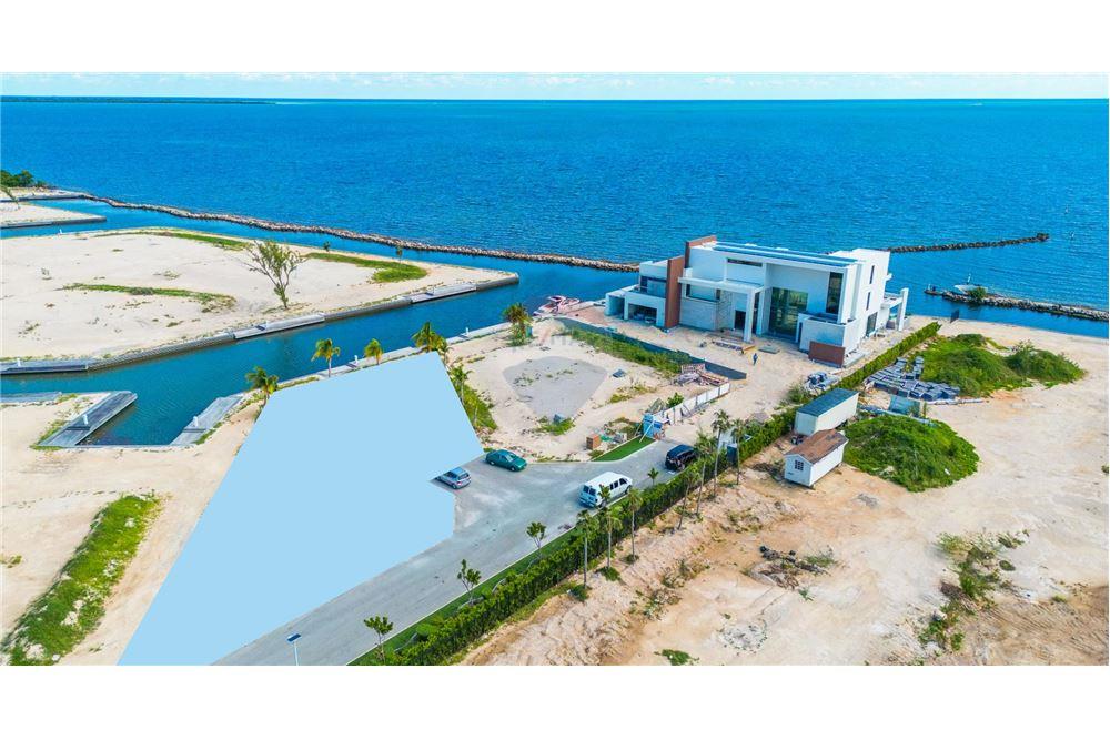 Commercial - Land - W Bay Bch North, West Bay, Cayman Islands - Caribbean & Central Ameri - 2 - 90146042-58
