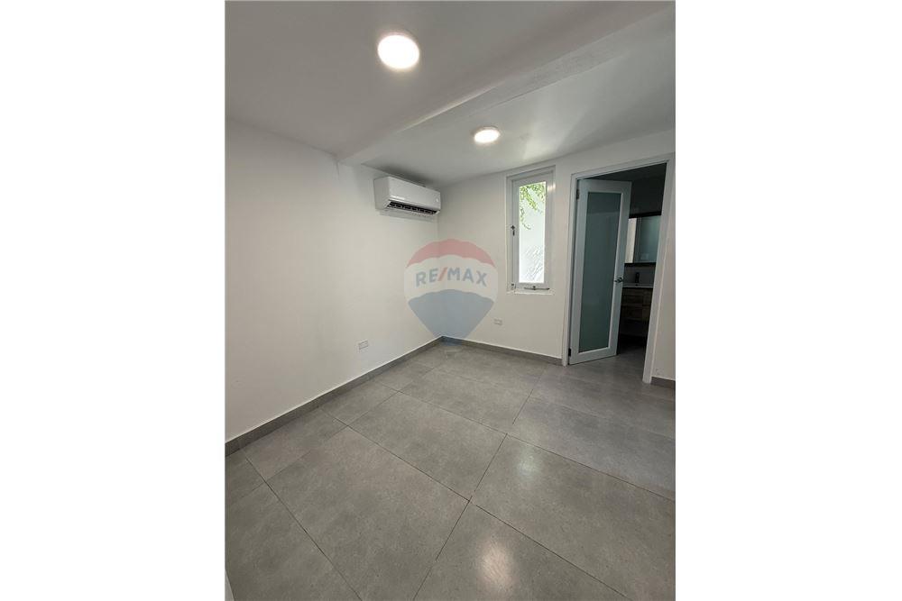 Bedrijfsmatig / Detailhandel - Te Koop - Santurce, San Juan, Puerto Rico - 11 - 90102068-7