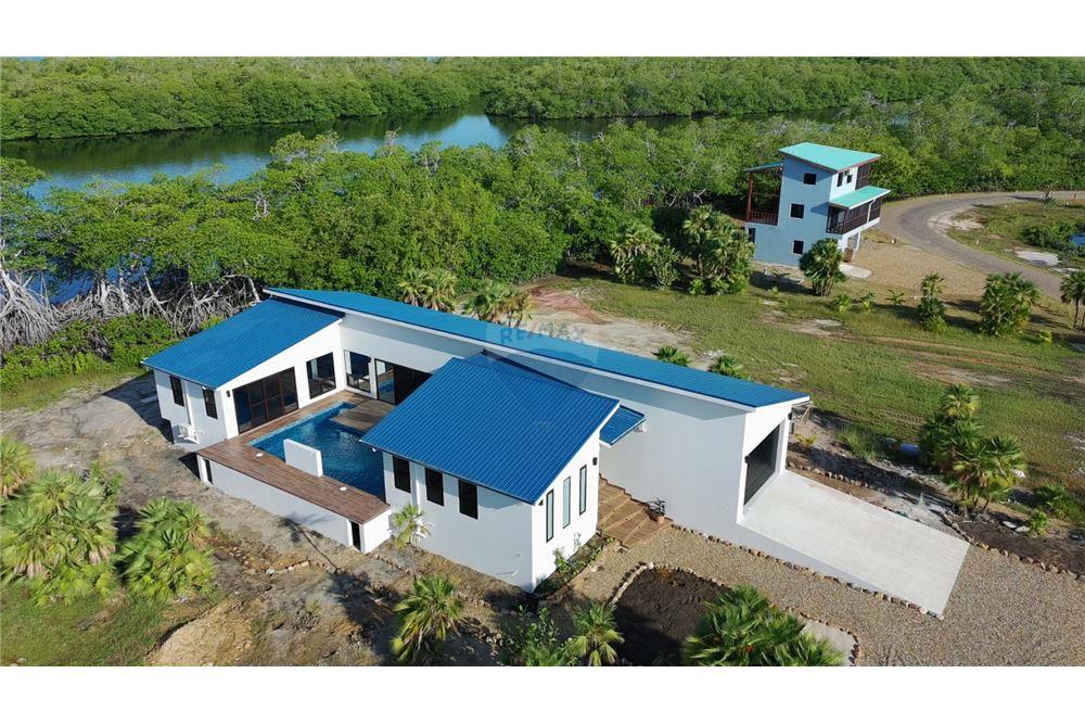 Villa - For Sale - Placencia, Stann Creek District, Belize - 5 - 90127035-17