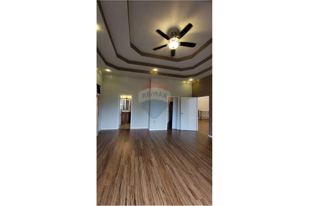 Villa - Te Koop - Chaguanas, Caroni, Trinidad and Tobago - 5 - 90155069-171