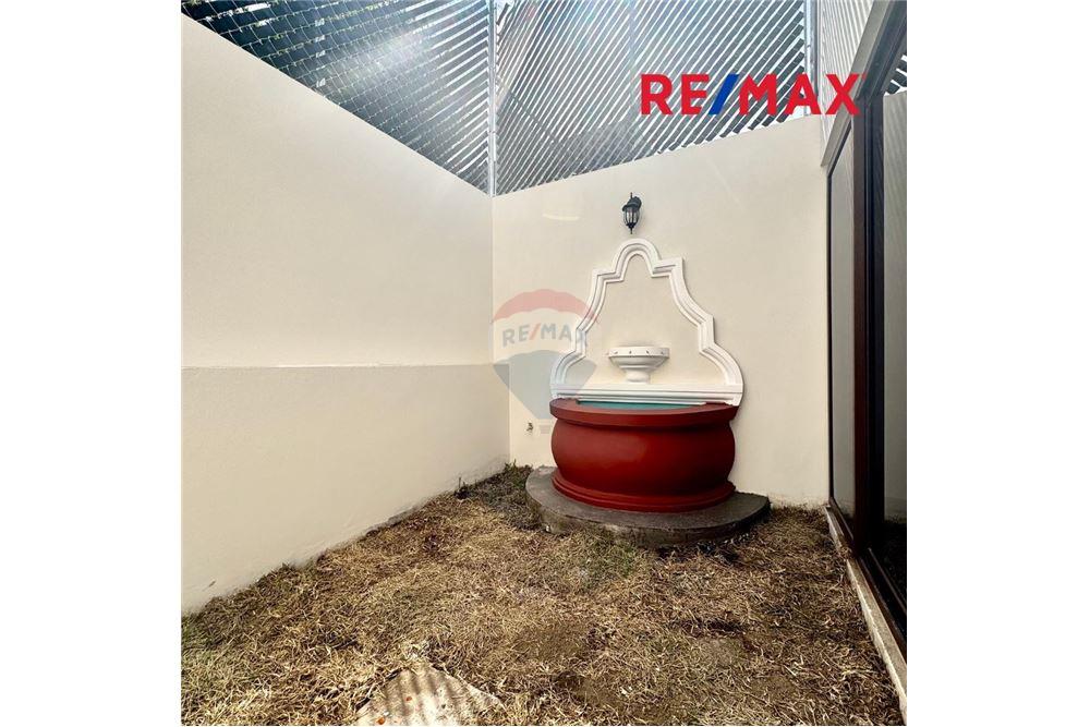 Bedrijfsmatig / Detailhandel - Te Koop - San Miguel Dueñas, Sacatepéquez, Guatemala - 5 - 902691016-3