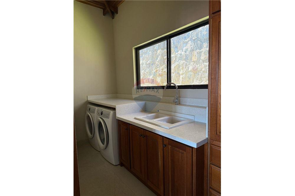 Residencial - Villa - Naranjo, Puntarenas, Costa Rica - Caribbean & Central Ameri - 24 - 90128002-989