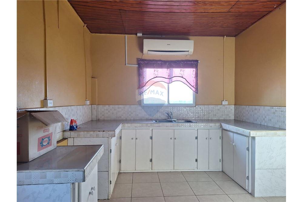 Villa - Te Koop - San Fernando, San Fernando, Trinidad and Tobago - 3 - 90155005-52