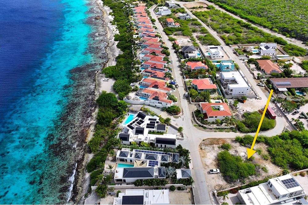 Land - For Sale - Sabadeco, Bonaire, Bonaire - 009 drone e (with arrow).jpg - 900171011-91