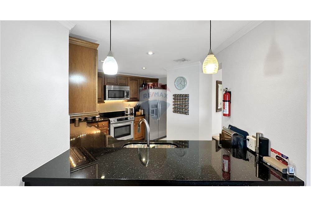 Appartement - Te Koop - W Bay Bch South, Seven Mile, Cayman Islands - 12 - 90146011-182