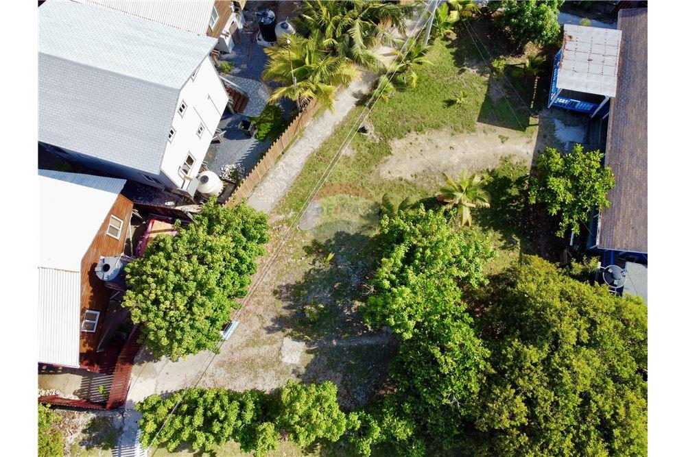 Villa - For Sale - Roatan, Bay Islands, Honduras - 17 - 90143009-236